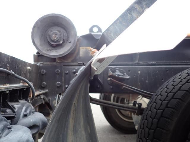 MITSUBISHI FUSOU FIGHTER 2012