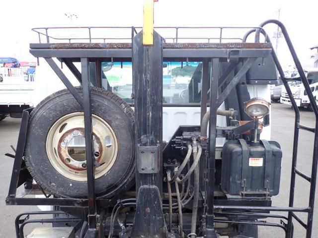 MITSUBISHI FUSOU FIGHTER 2012