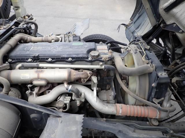 MITSUBISHI FUSOU FIGHTER 2012