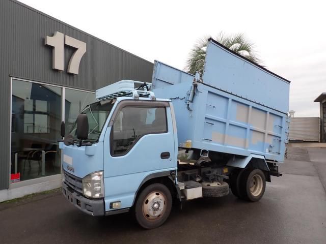 ISUZU ELF 2011