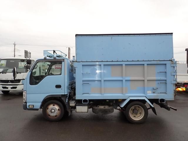 ISUZU ELF 2011