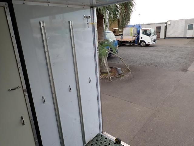 MITSUBISHI CANTER 2020