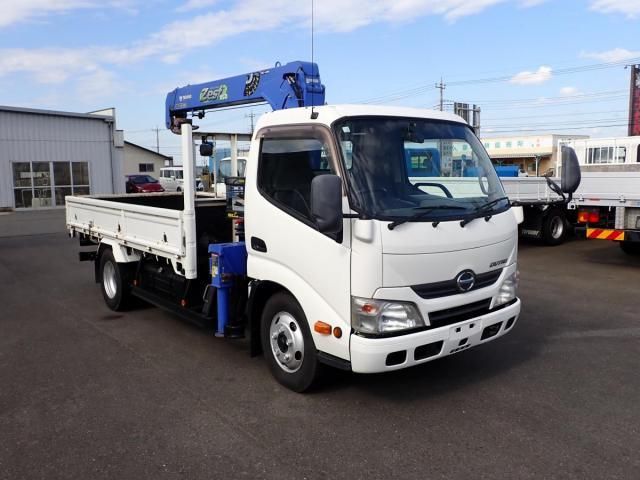 HINO DUTRO 2015