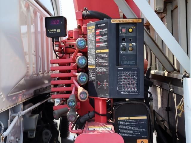 MITSUBISHI CANTER 2012