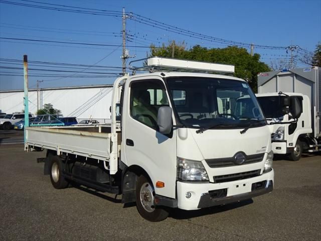 HINO DUTRO 2013
