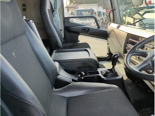 MITSUBISHI FUSOU FIGHTER 2018