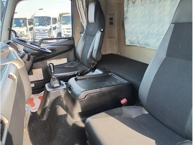 MITSUBISHI FUSOU FIGHTER 2018