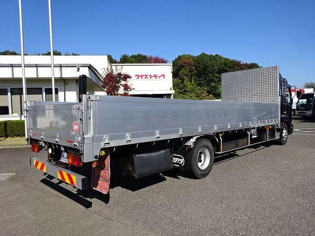 ISUZU FORWARD 2016