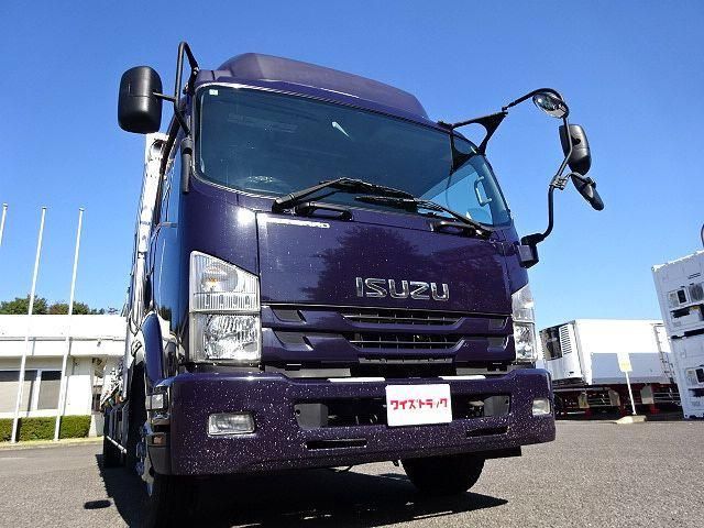 ISUZU FORWARD 2016