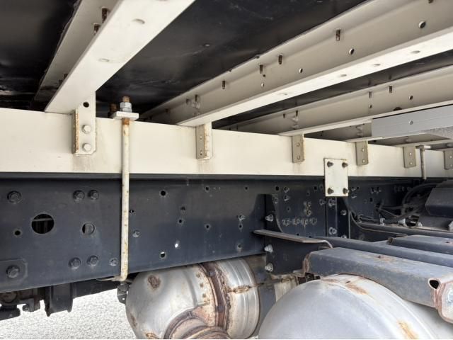 MITSUBISHI FUSOU FIGHTER 2018