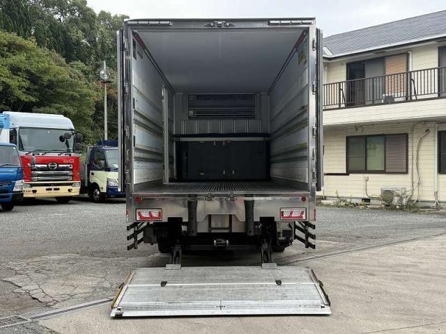 ISUZU FORWARD 2018