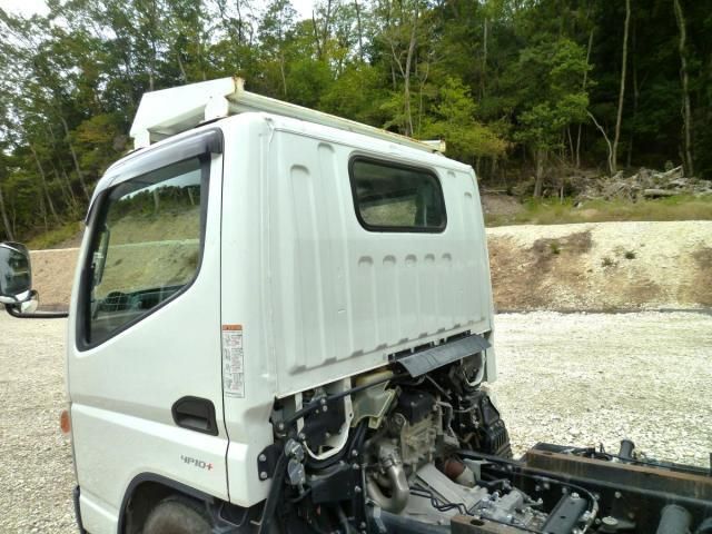 MITSUBISHI CANTER 2020