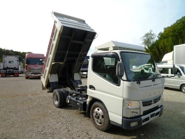 MITSUBISHI CANTER 2020