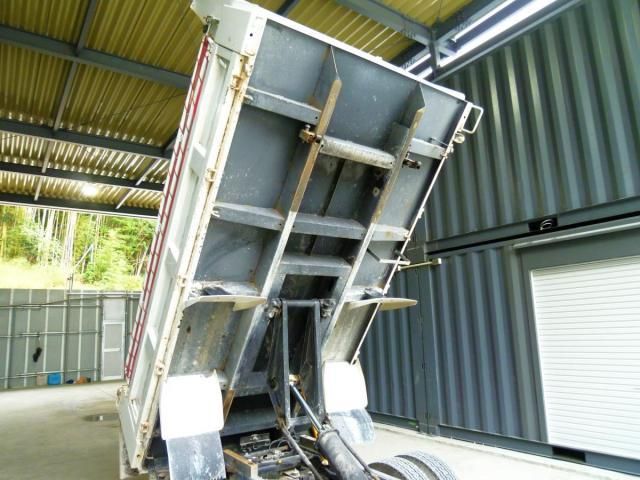 MITSUBISHI CANTER 2020