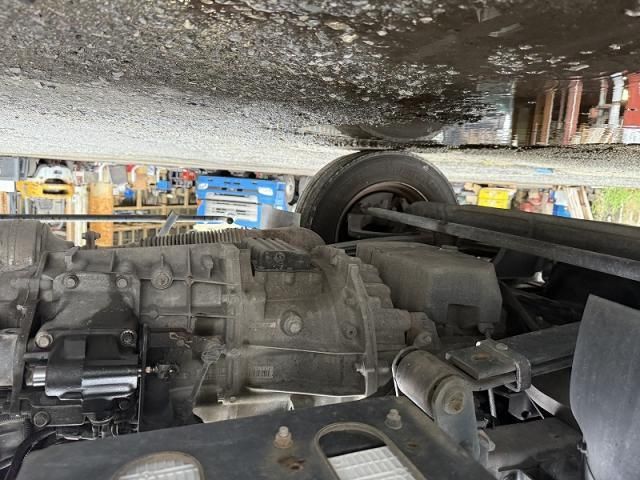 MITSUBISHI CANTER 2012