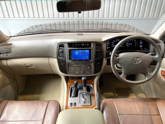 TOYOTA LANDCRUISER wagon 2004