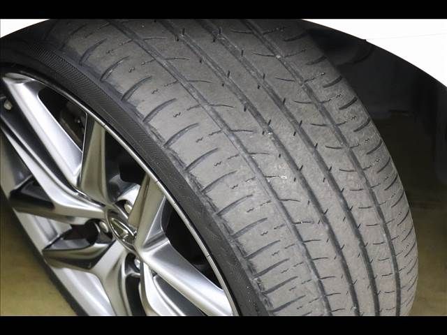 TOYOTA LEXUS IS300h 2016