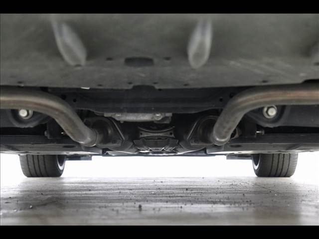 TOYOTA LEXUS IS300h 2016