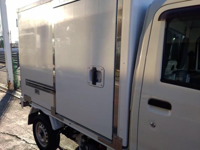 DAIHATSU HIJET truck 2018