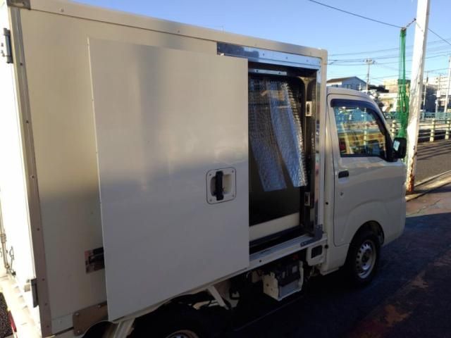 DAIHATSU HIJET truck 2018