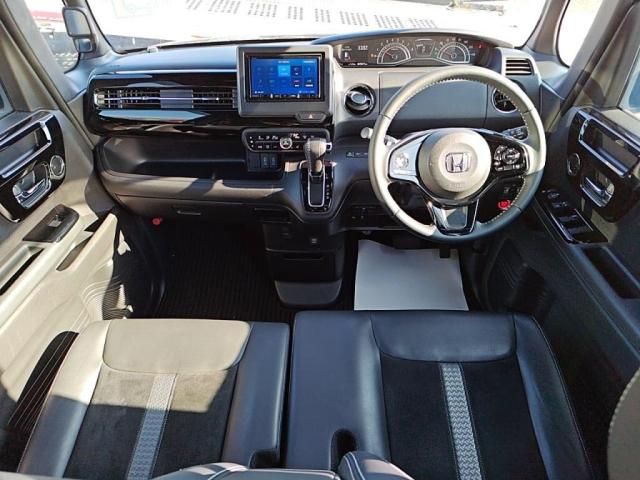 HONDA N BOX CUSTOM 2021