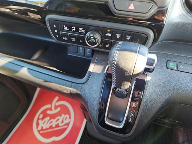 HONDA N BOX CUSTOM 2021