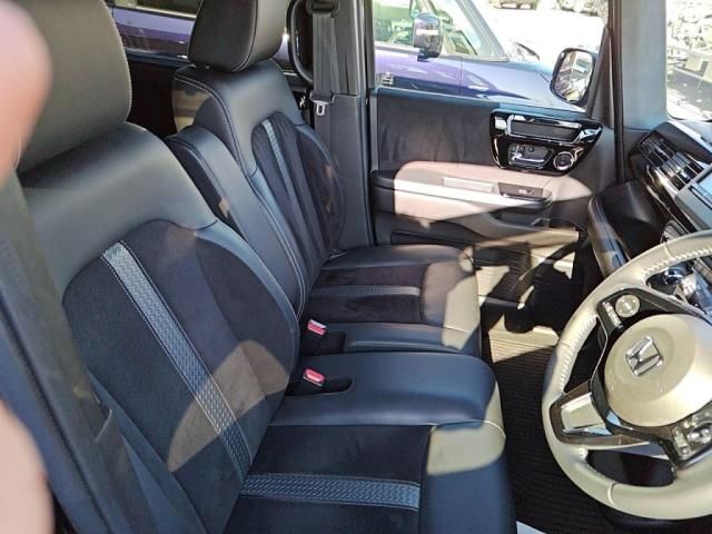 HONDA N BOX CUSTOM 2021