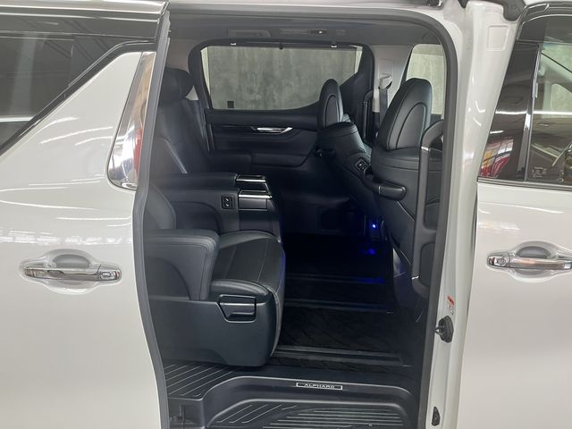 TOYOTA ALPHARD 2023