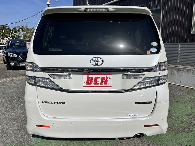 TOYOTA VELLFIRE 2014