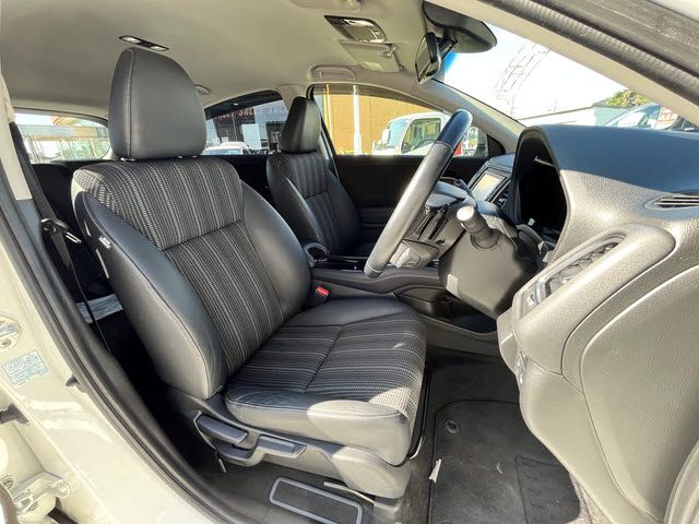 HONDA VEZEL HYBRID 2016