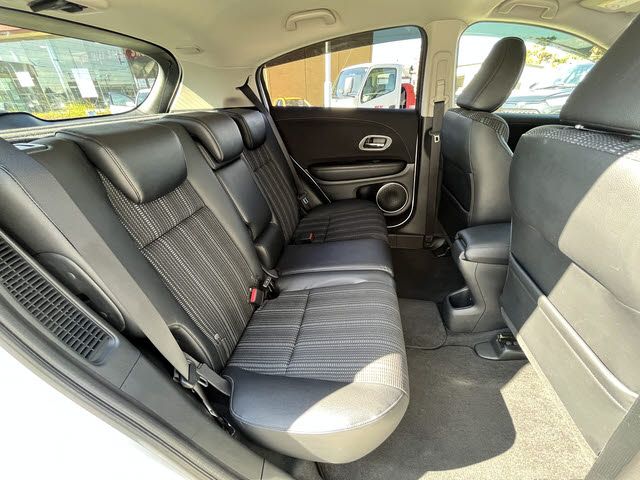 HONDA VEZEL HYBRID 2016