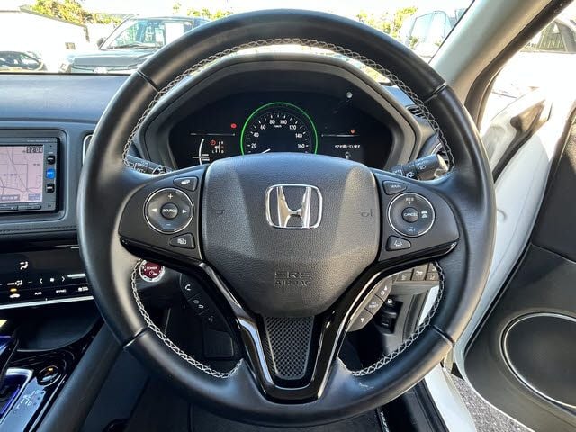 HONDA VEZEL HYBRID 2016