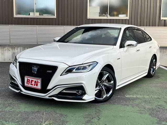 TOYOTA CROWN sedan hybrid 4WD 2018