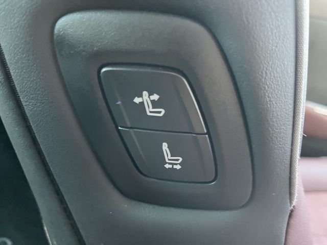 TOYOTA CROWN sedan hybrid 4WD 2018