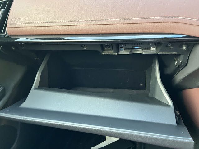 TOYOTA CROWN sedan hybrid 4WD 2018