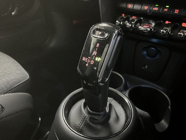 BMW MINI COOPER 2022