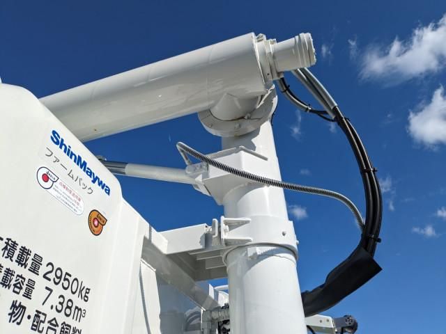 MITSUBISHI FUSOU FIGHTER 2025