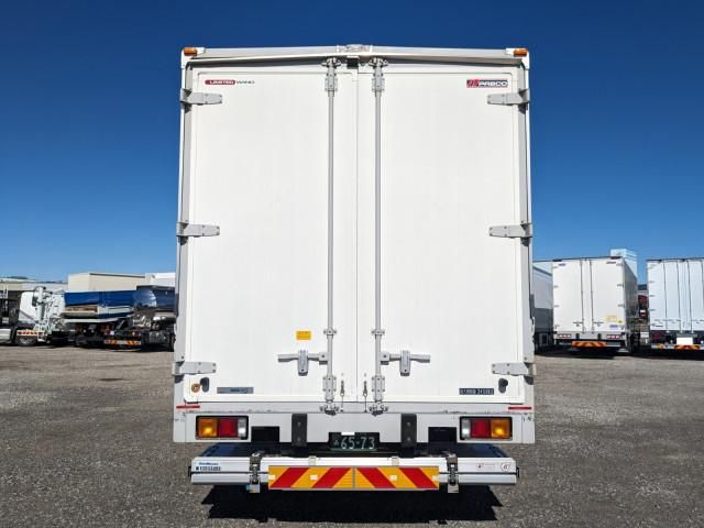 MITSUBISHI FUSOU FIGHTER 2023