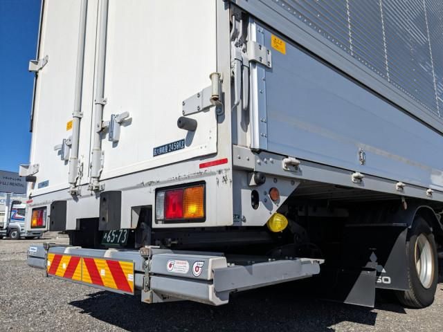 MITSUBISHI FUSOU FIGHTER 2023