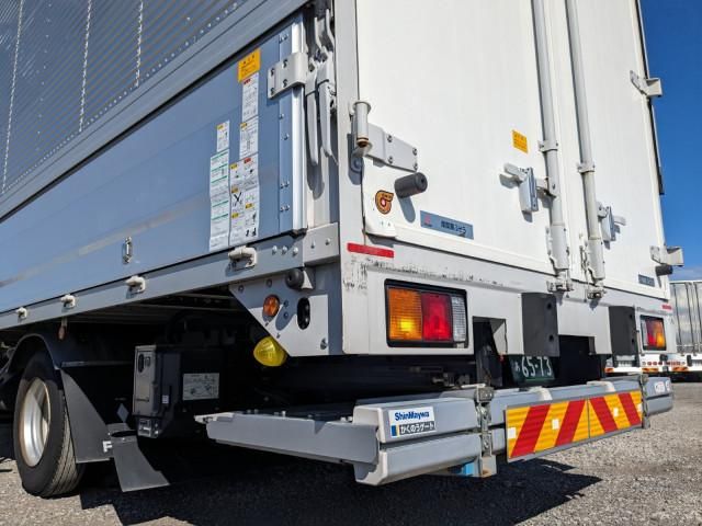 MITSUBISHI FUSOU FIGHTER 2023