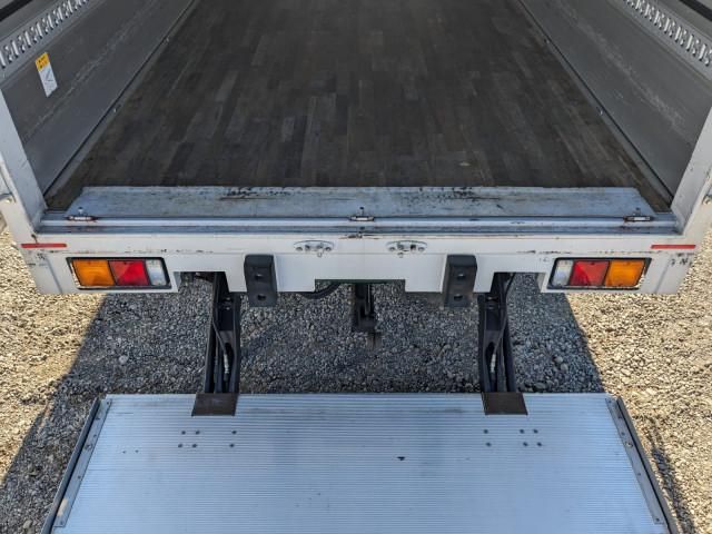 MITSUBISHI FUSOU FIGHTER 2023