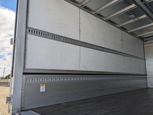 MITSUBISHI FUSOU FIGHTER 2023