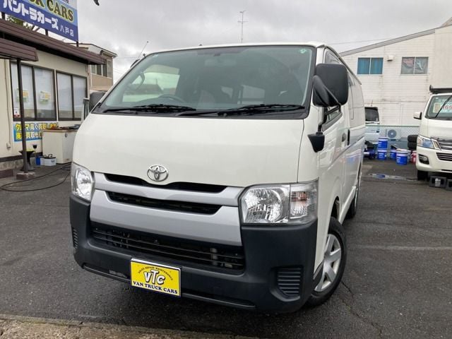 TOYOTA REGIUSACE van 4WD 2017