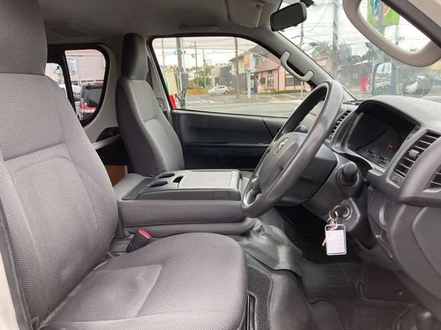 TOYOTA REGIUSACE van 4WD 2017