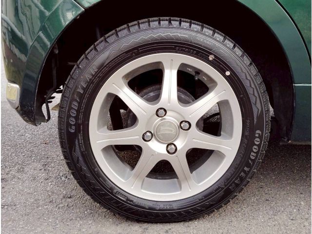 DAIHATSU MIRA GINO 4WD 2006