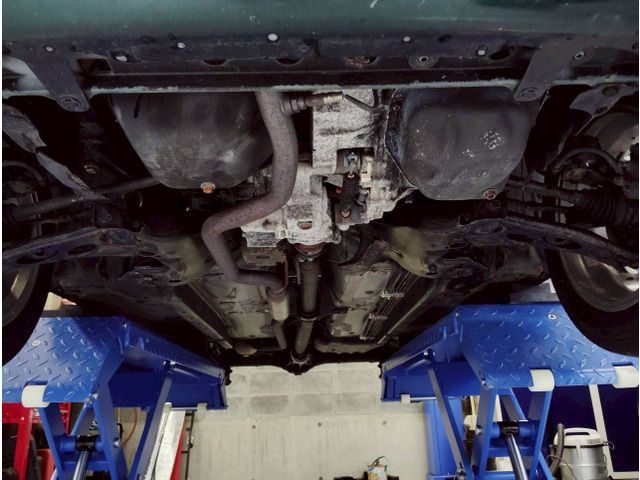 DAIHATSU MIRA GINO 4WD 2006