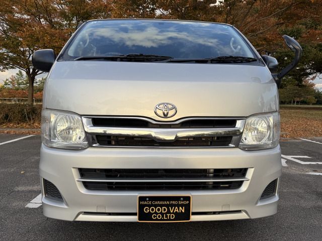 TOYOTA HIACE van 4WD 2012