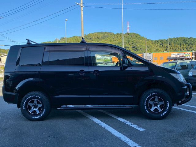 MITSUBISHI DELICA D:5 4WD 2008