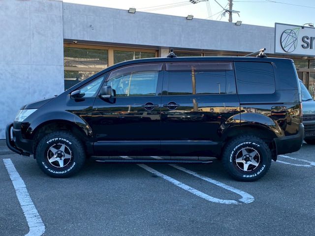MITSUBISHI DELICA D:5 4WD 2008