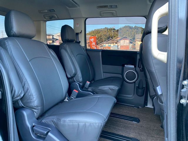 MITSUBISHI DELICA D:5 4WD 2008